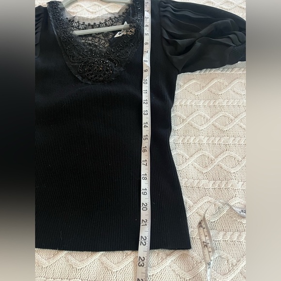 Nygard Collection Elegant Black Lace beaded Embroidery at Neckline SZ S - Picture 13 of 15